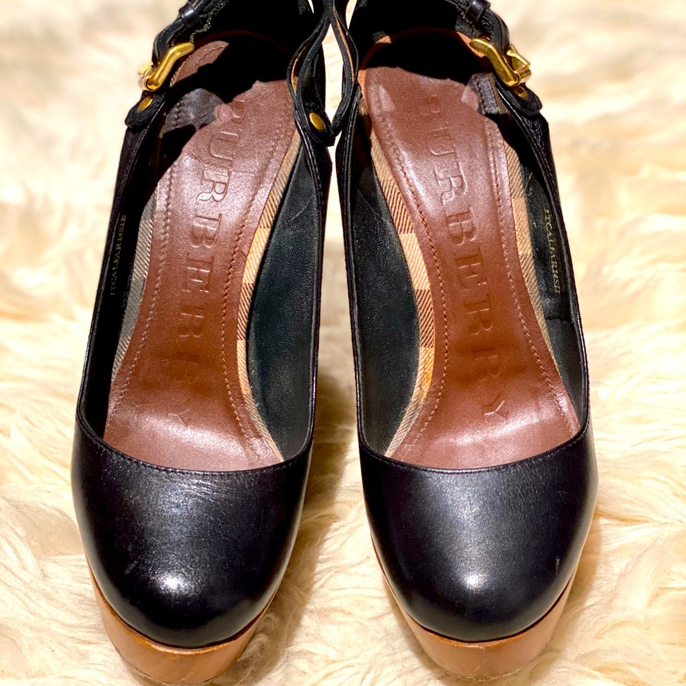 Burberry Wedge Heel shoes
